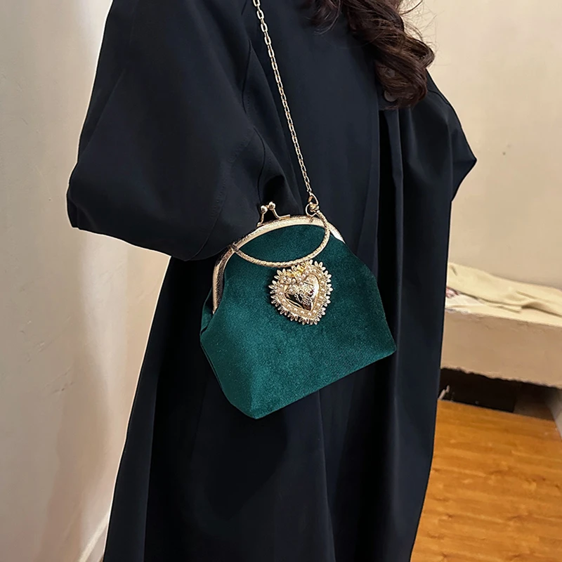 Łańcuchy Aksamitna ramka Serce – Women Bags Sale recenzja i cena